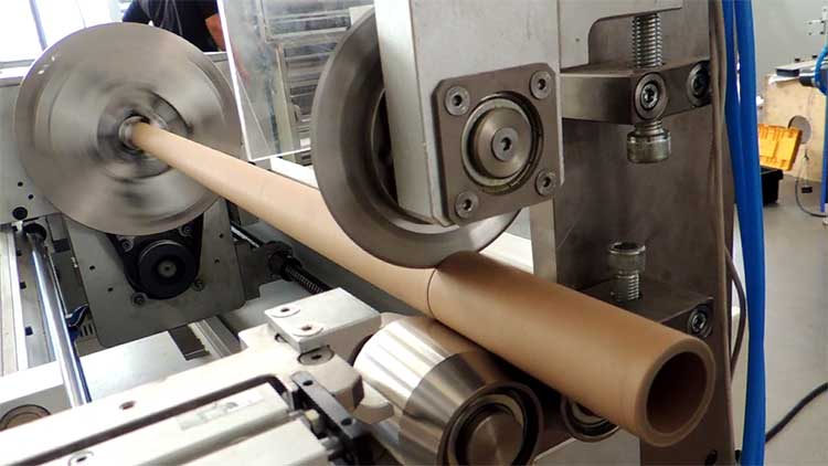 Components and characteristics of paper tube cutting machine